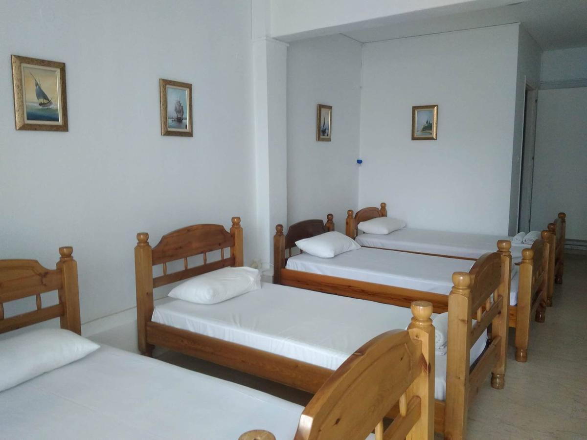 Revis Station Plataria Hotel Екстериор снимка